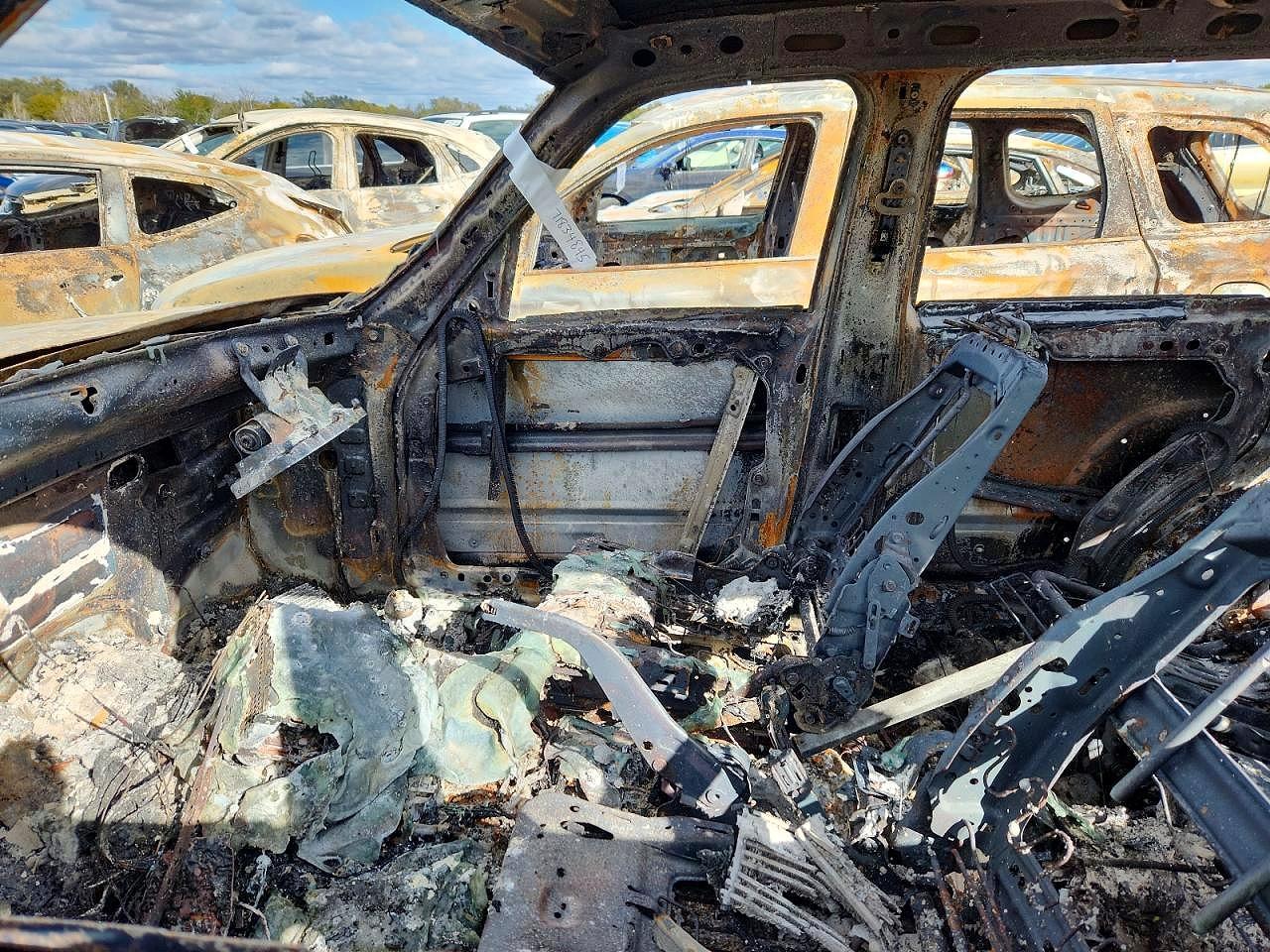 2011 Jeep Liberty Renegade - Фото 7