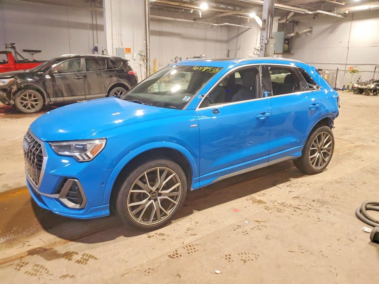 2021 Audi Q3 Technik 45