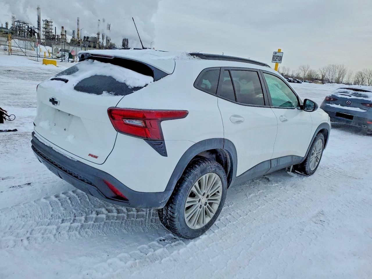 2025 Chev Trax 2Rs - Фото 3