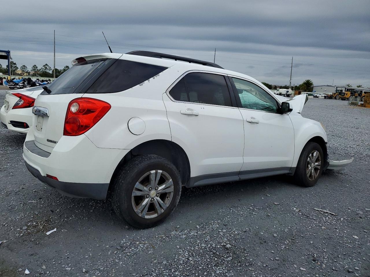 2013 Chevrolet Equinox Lt - Image 3