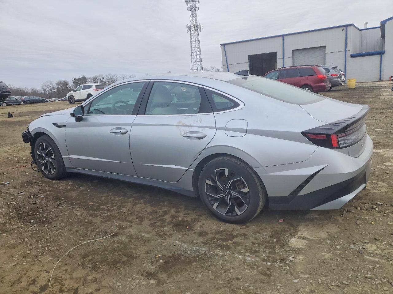 2024 Hyundai Sonata Sel - Фото 2