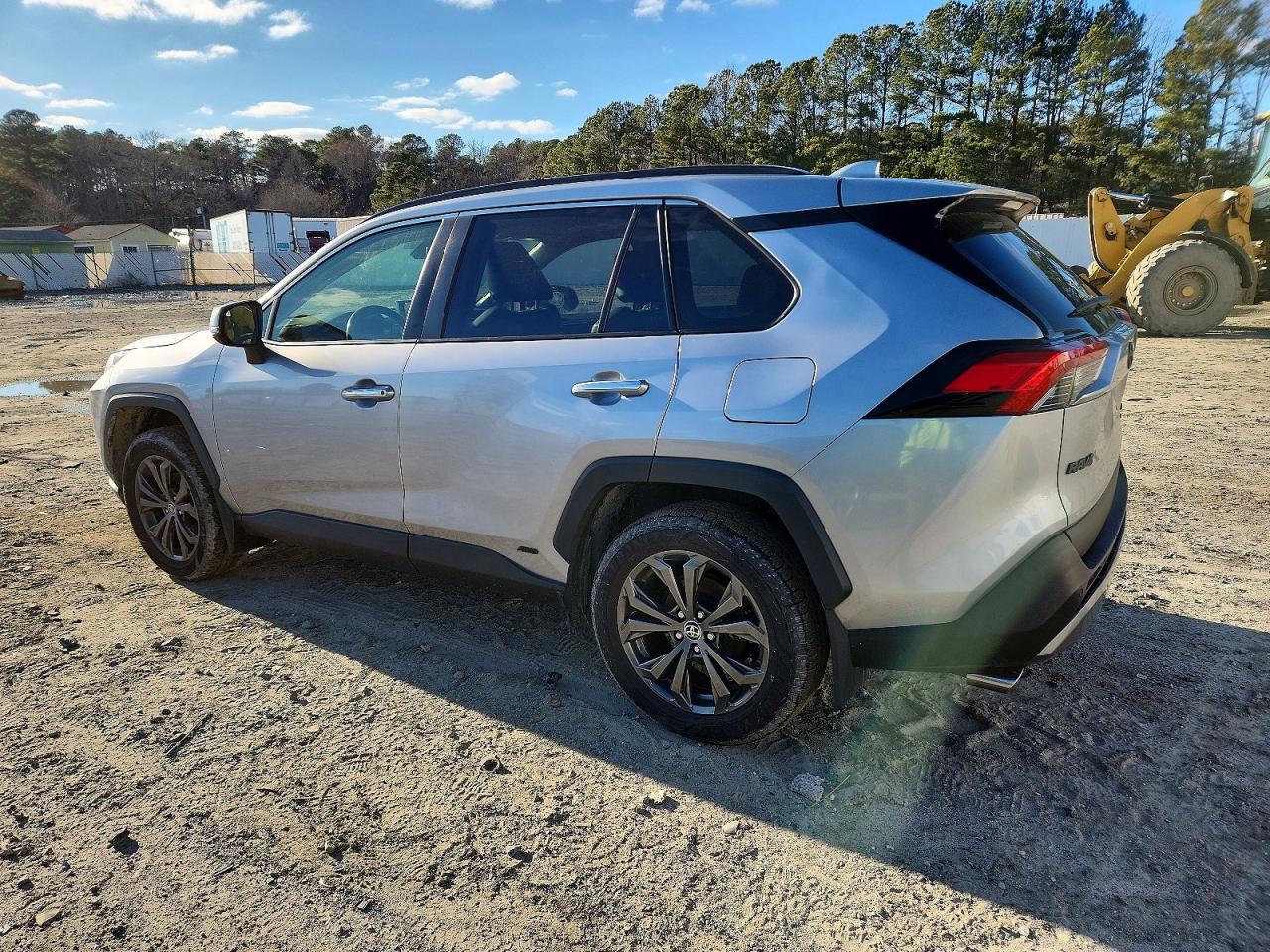 2022 Toyota Rav4 Limited - Фото 2