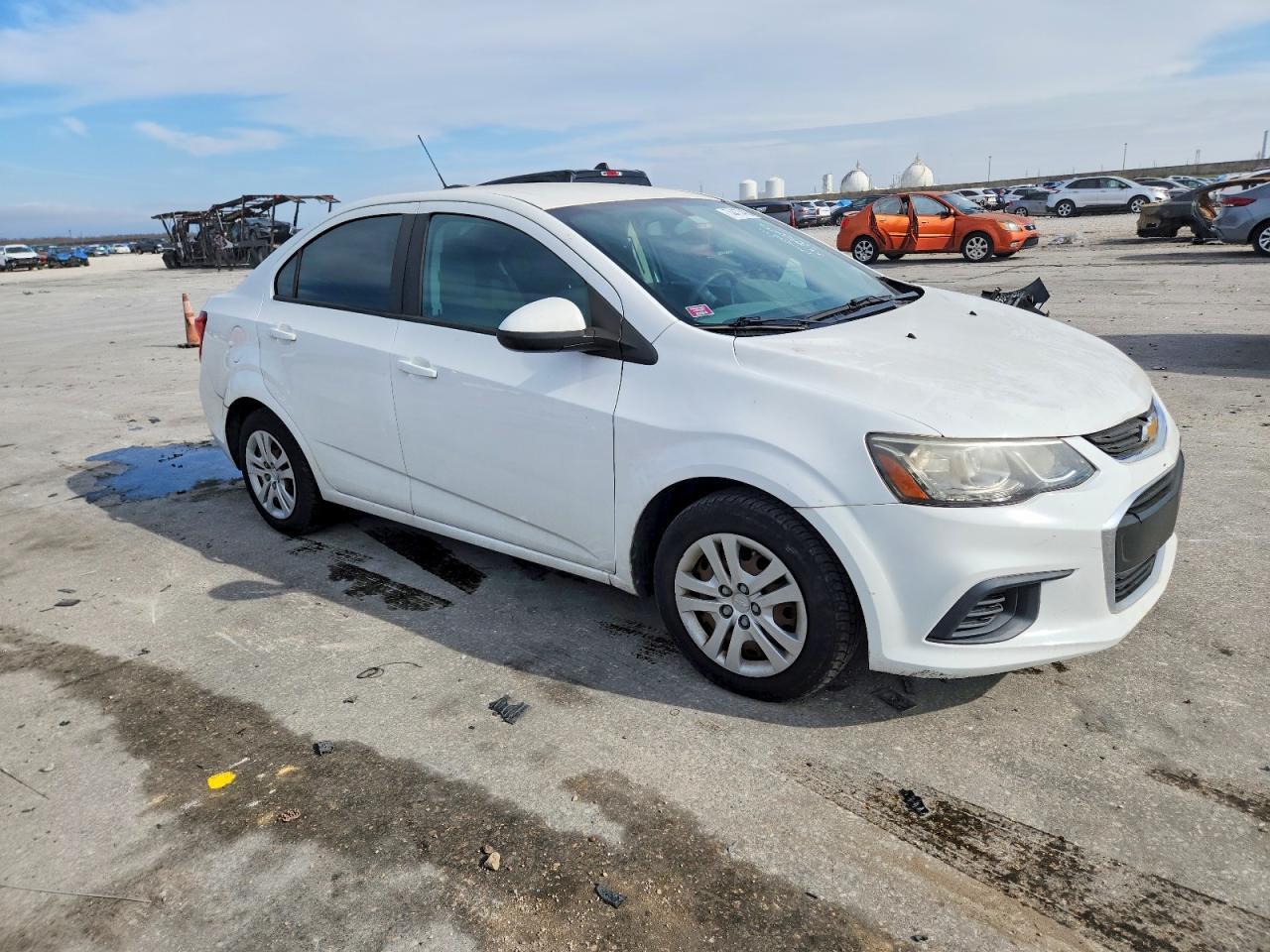 2017 Chevrolet Sonic Ls - Image 4