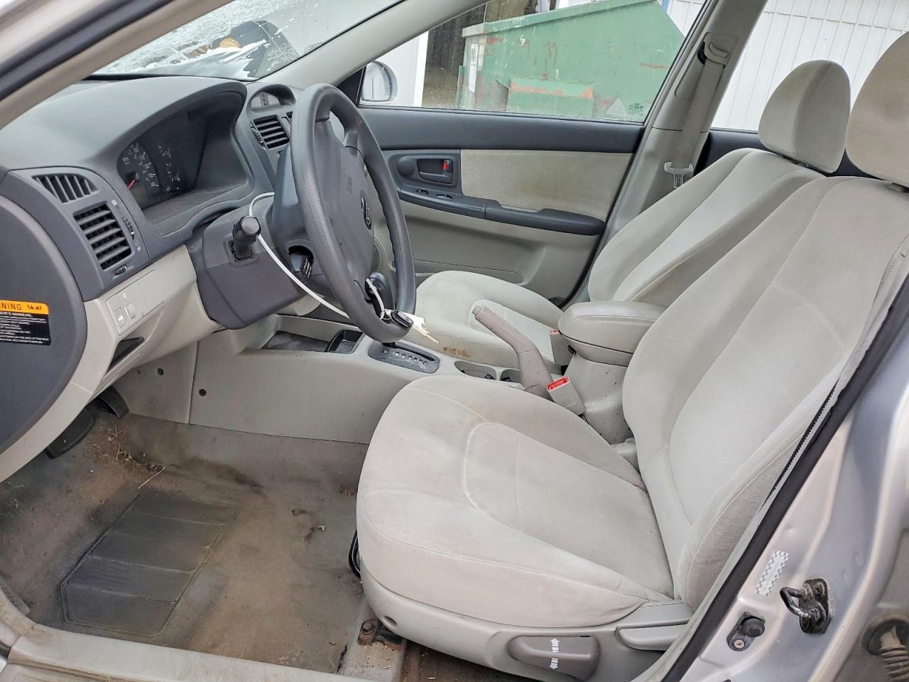 2005 Kia Spectra Lx - Image 7