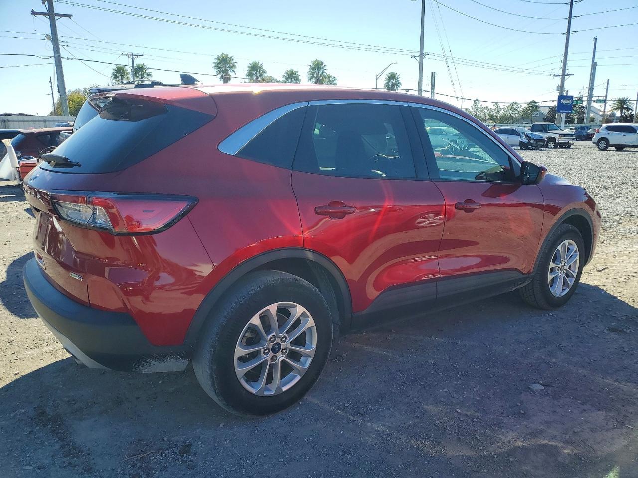 2020 Ford Escape Se - Image 3