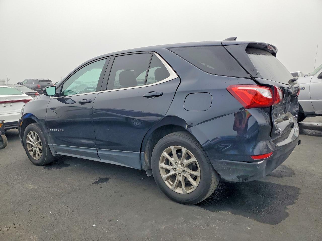 2021 Chevrolet Equinox Lt - Фото 2