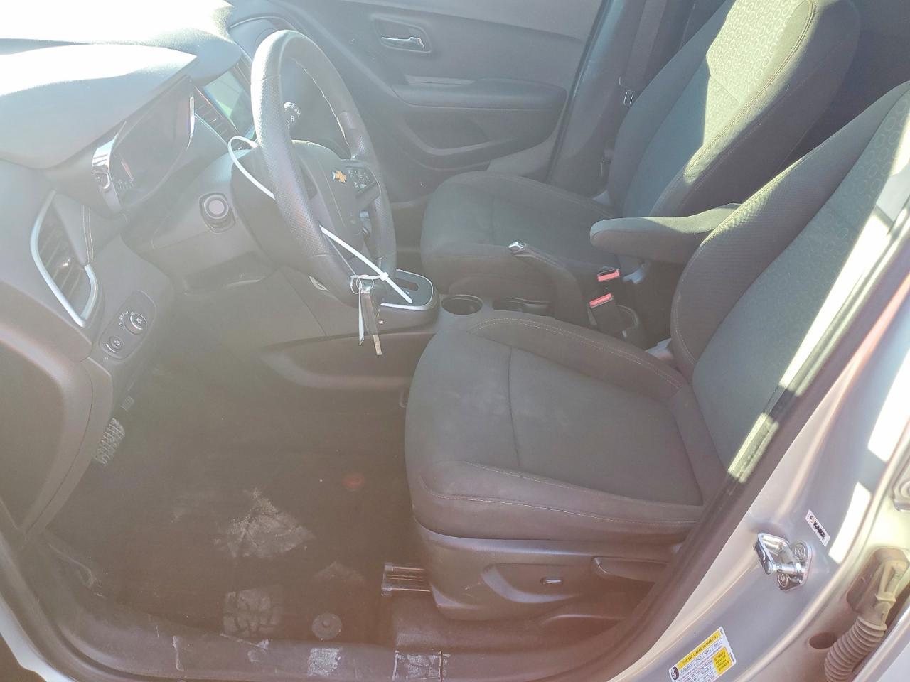 2018 Chev Trax Ls - Фото 7