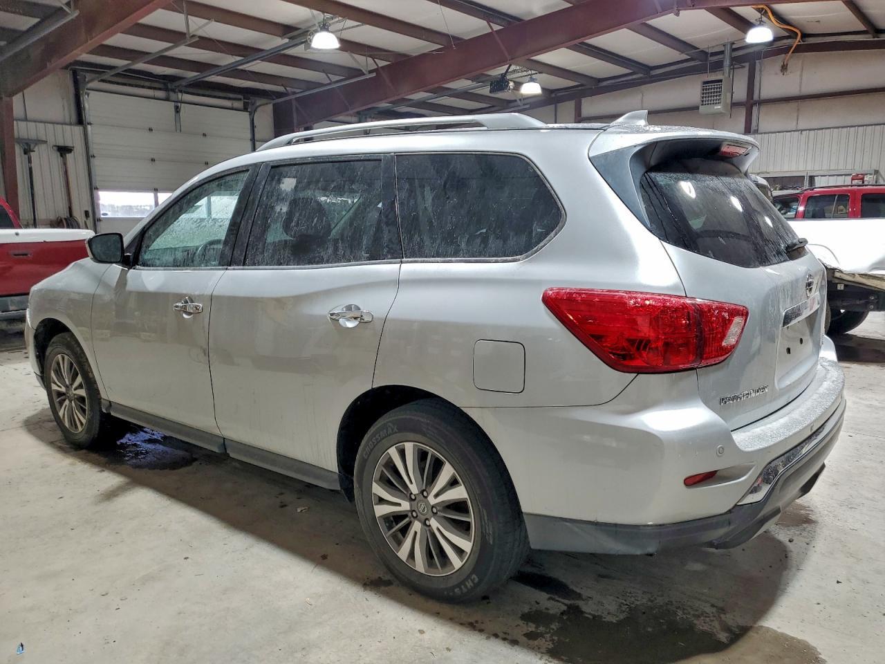 2020 Nissan Pathfinder Sv - Фото 2