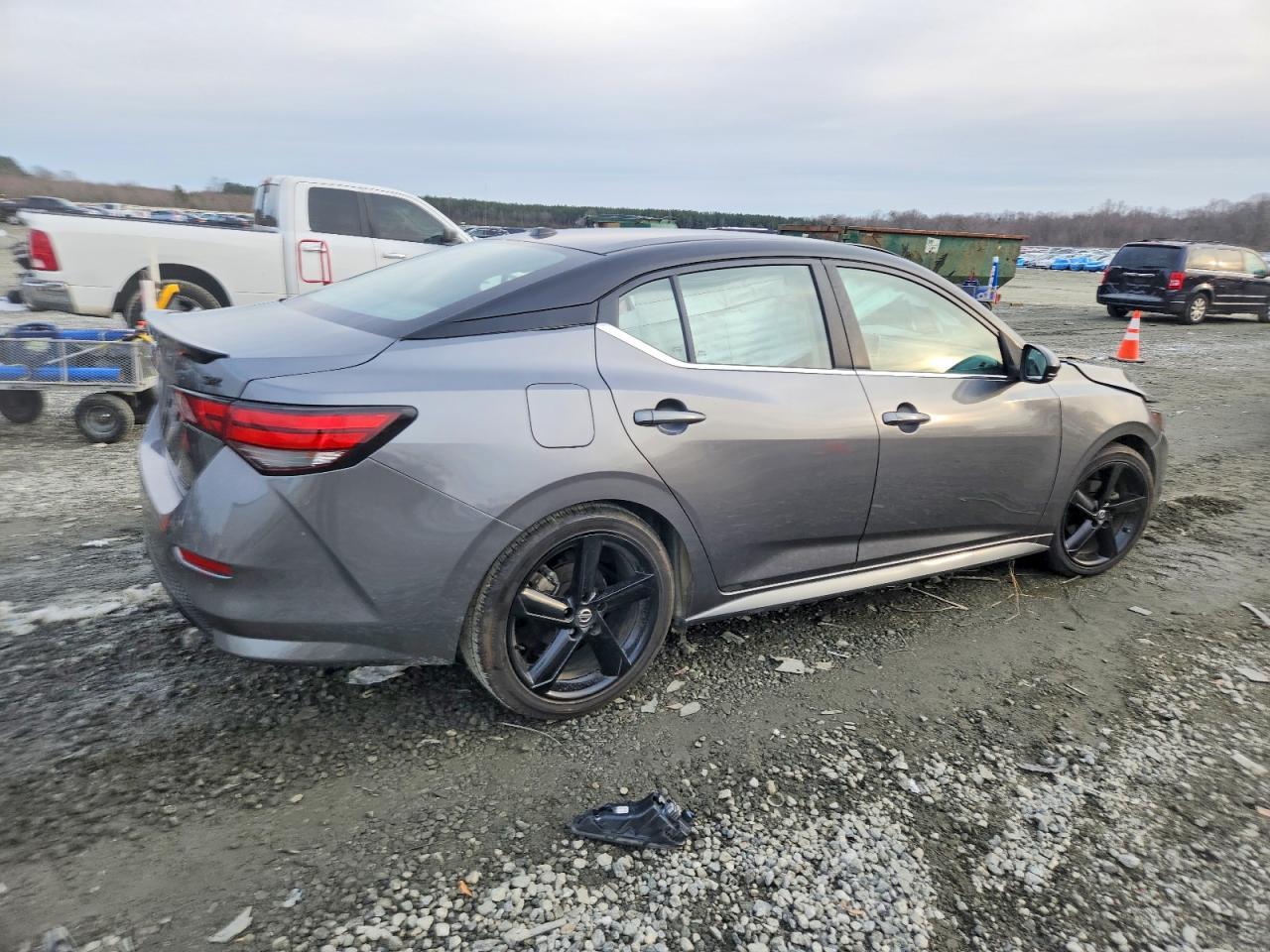2023 Nissan Sentra - Фото 3