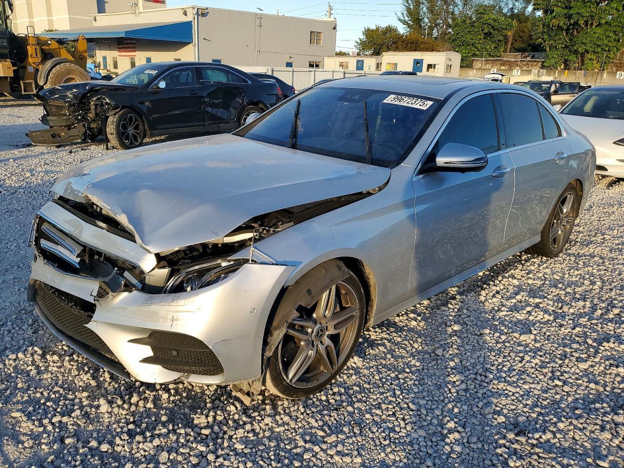 2019 Mercedes-Benz E 300