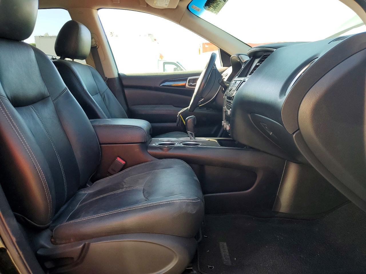 2013 Nissan Pathfinder S - Image 7