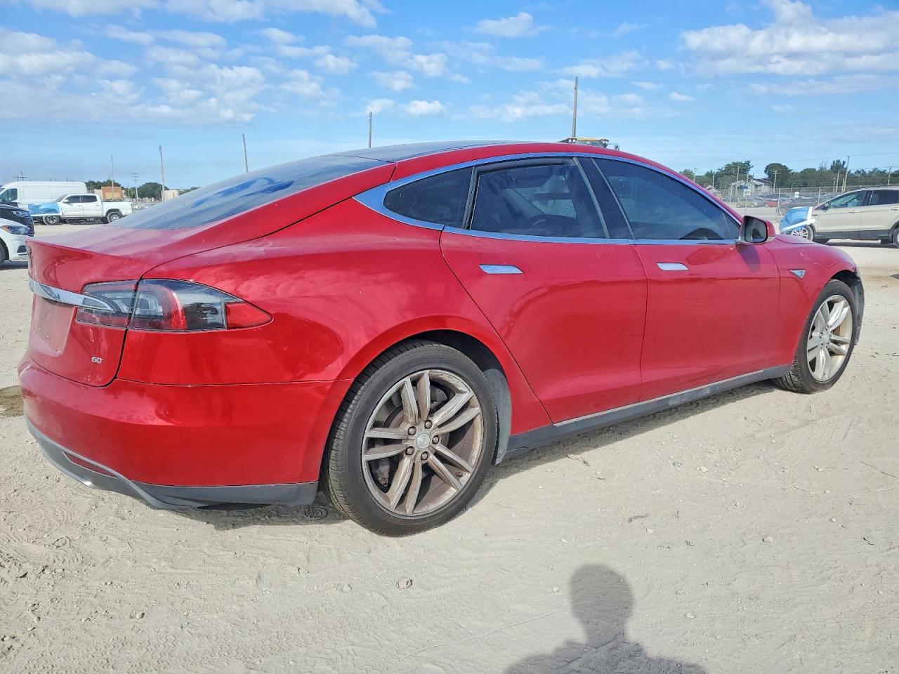 2013 Tesla Model S - Фото 3