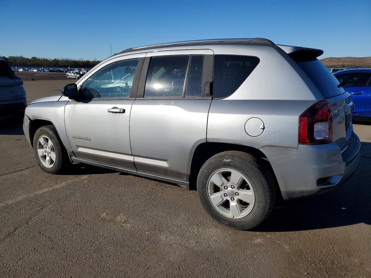 2014 Jeep Compass - Фото 2