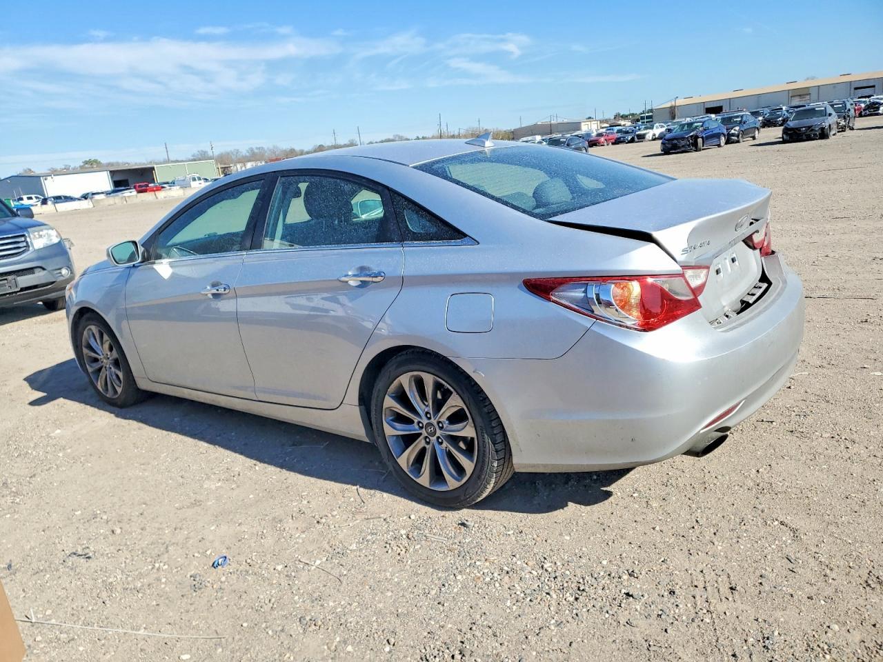 2013 Hyundai Sonata Se - Image 2