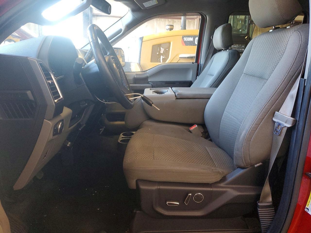 2015 Ford F150 Supercrew - Фото 7