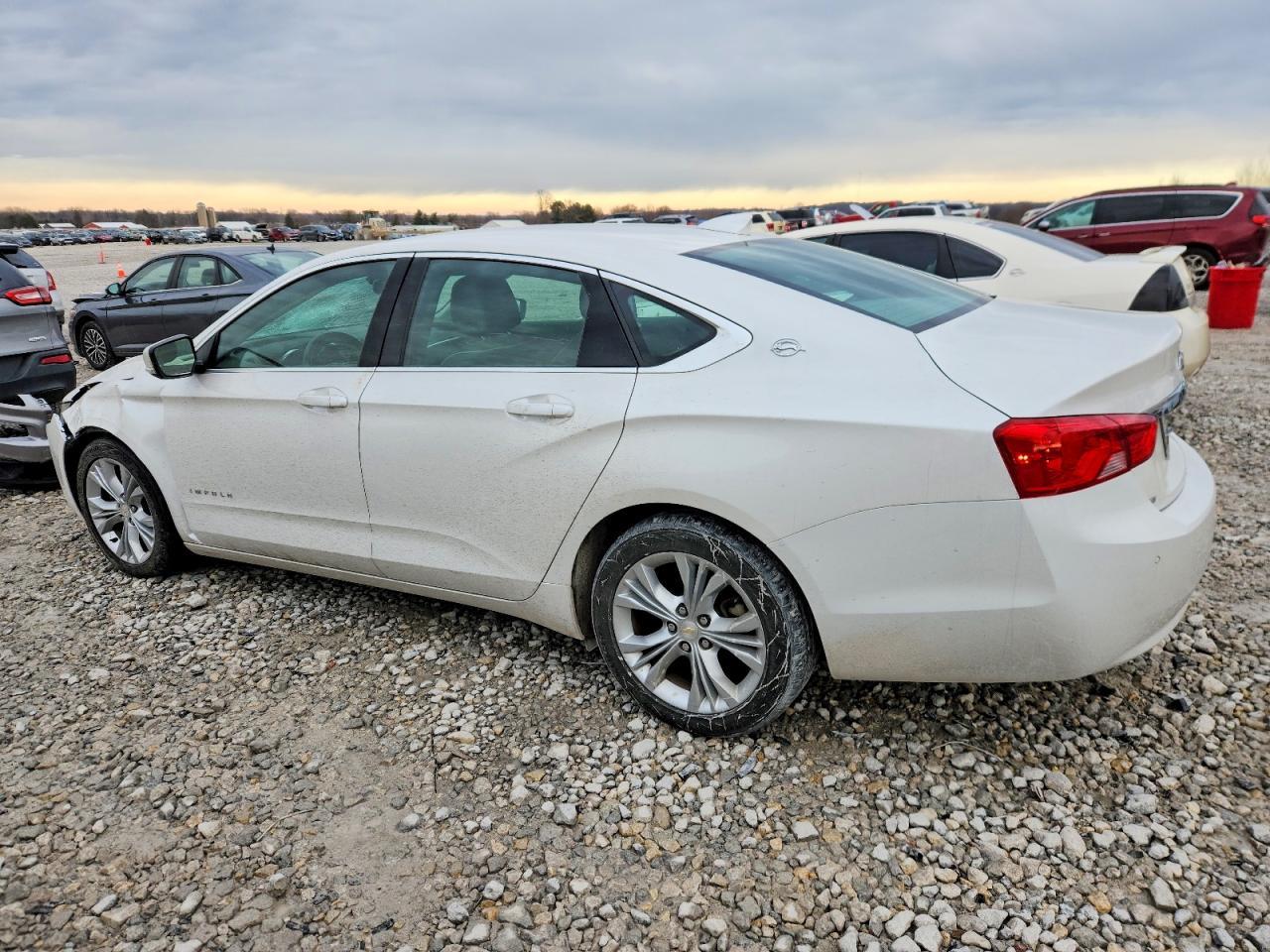 2015 Chevrolet Impala Lt - Фото 2