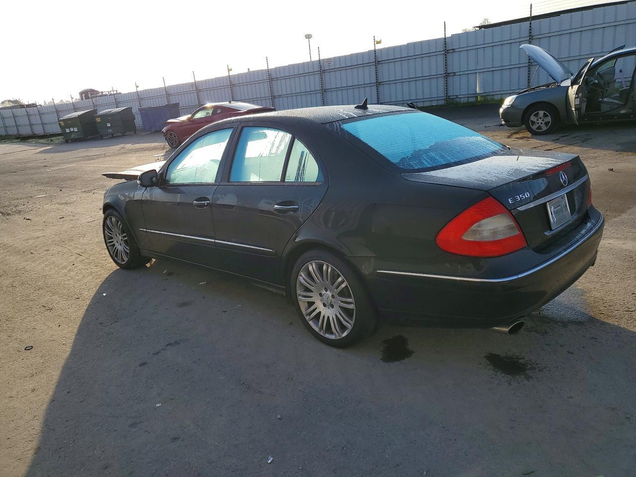 2007 Mercedes-Benz E 350 - Image 2