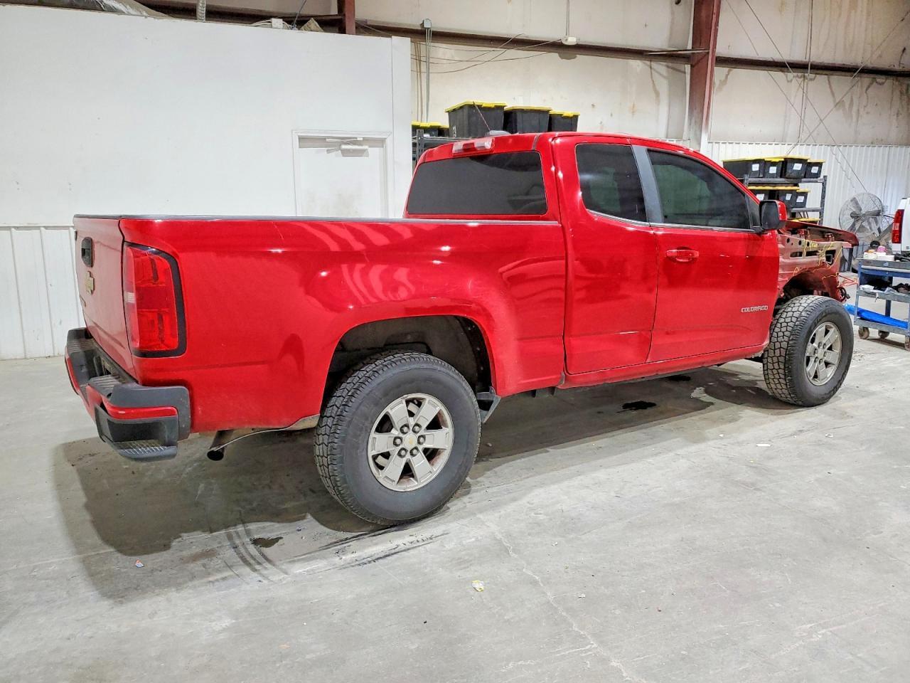 2015 Chevrolet Colorado - Фото 3