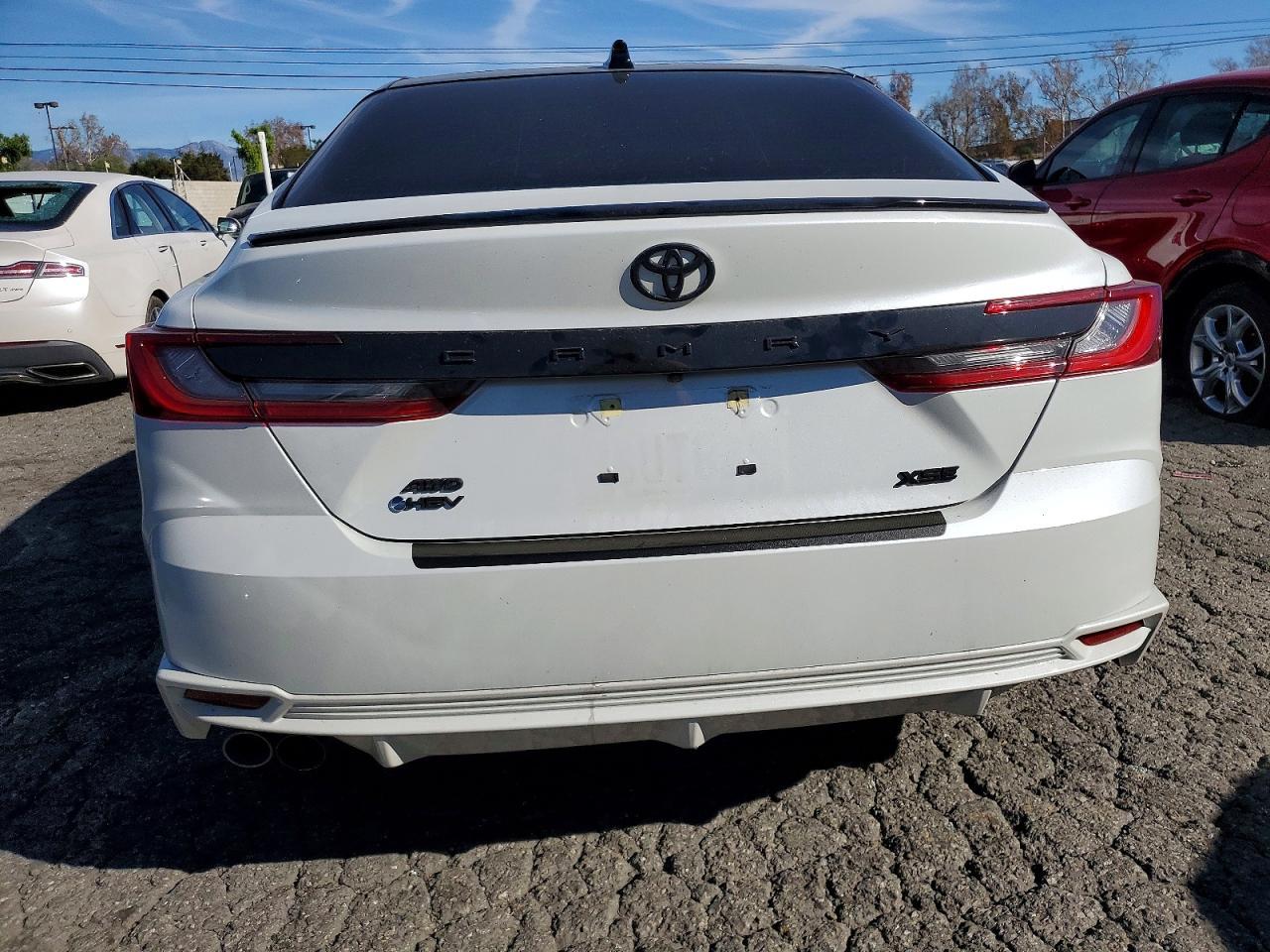 2025 Toyota Camry Xse - Фото 6