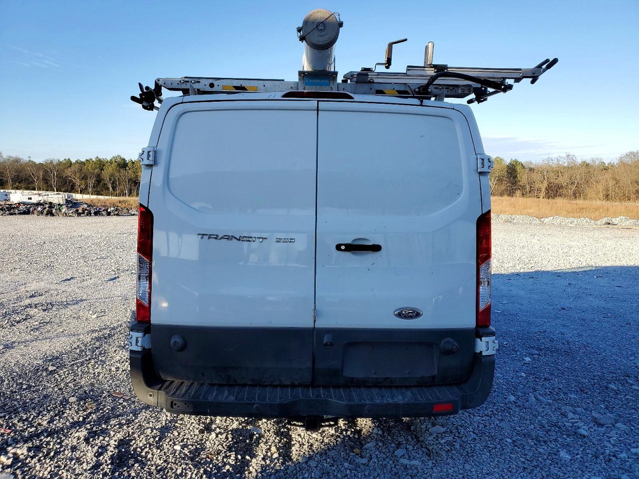 2019 Ford Transit T-250 - Image 6