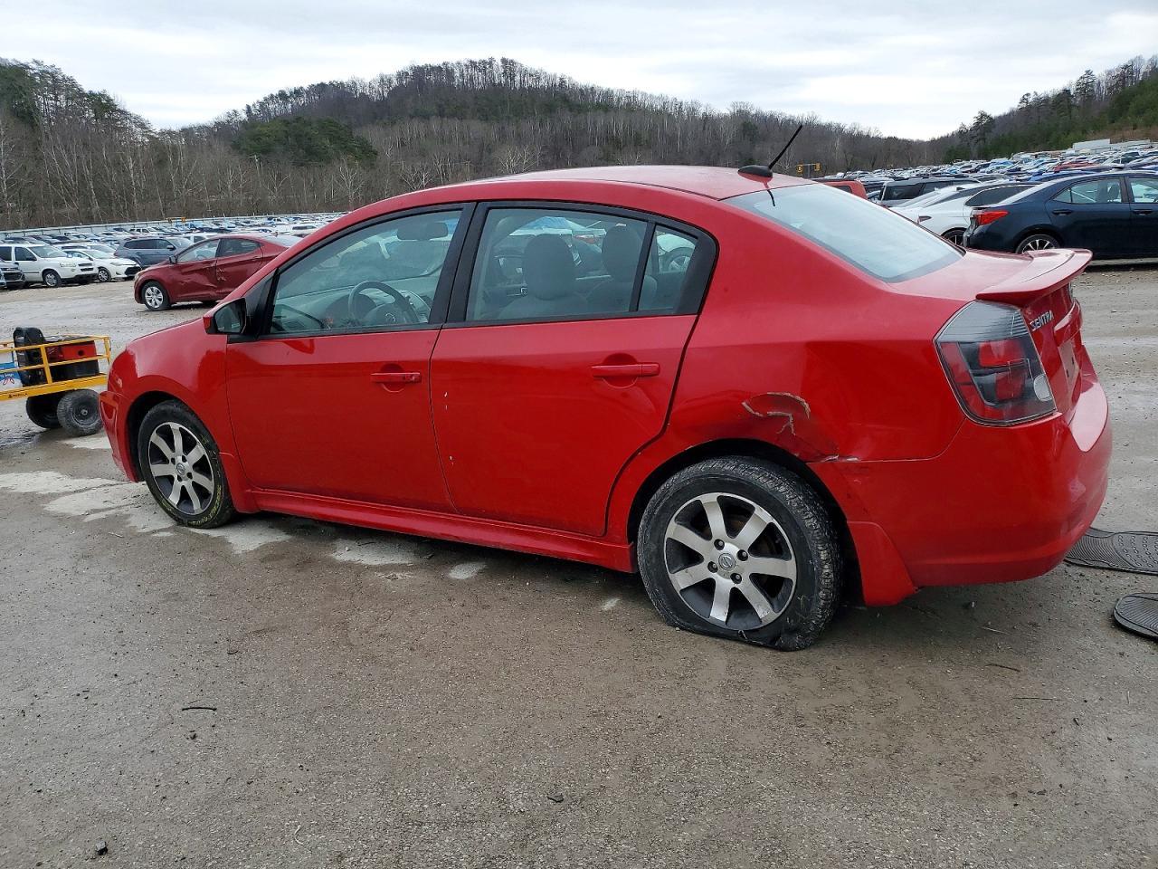 2012 Nissan Sentra 2.0 - Image 2