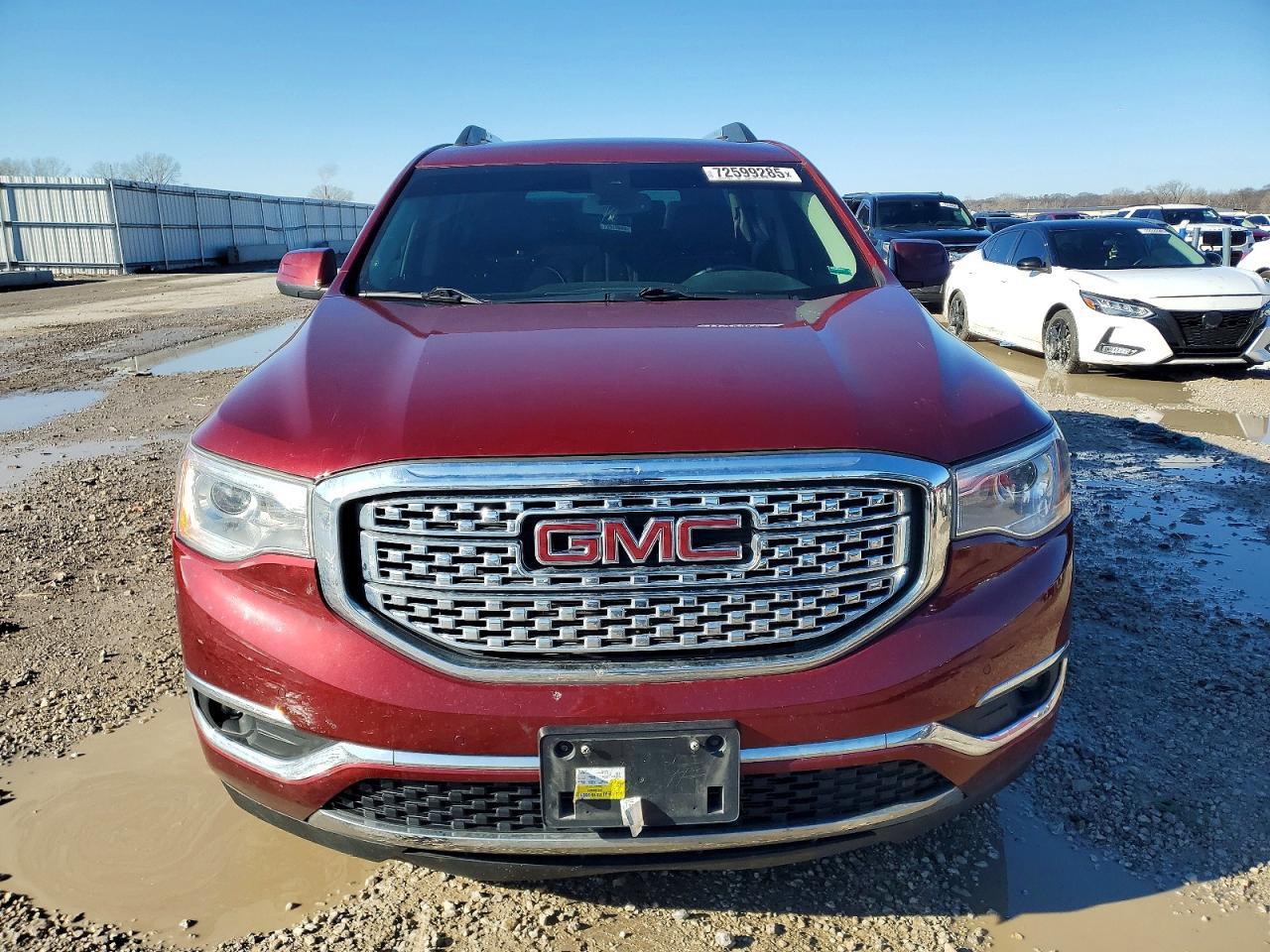2017 GMC Acadia Denali - Фото 5