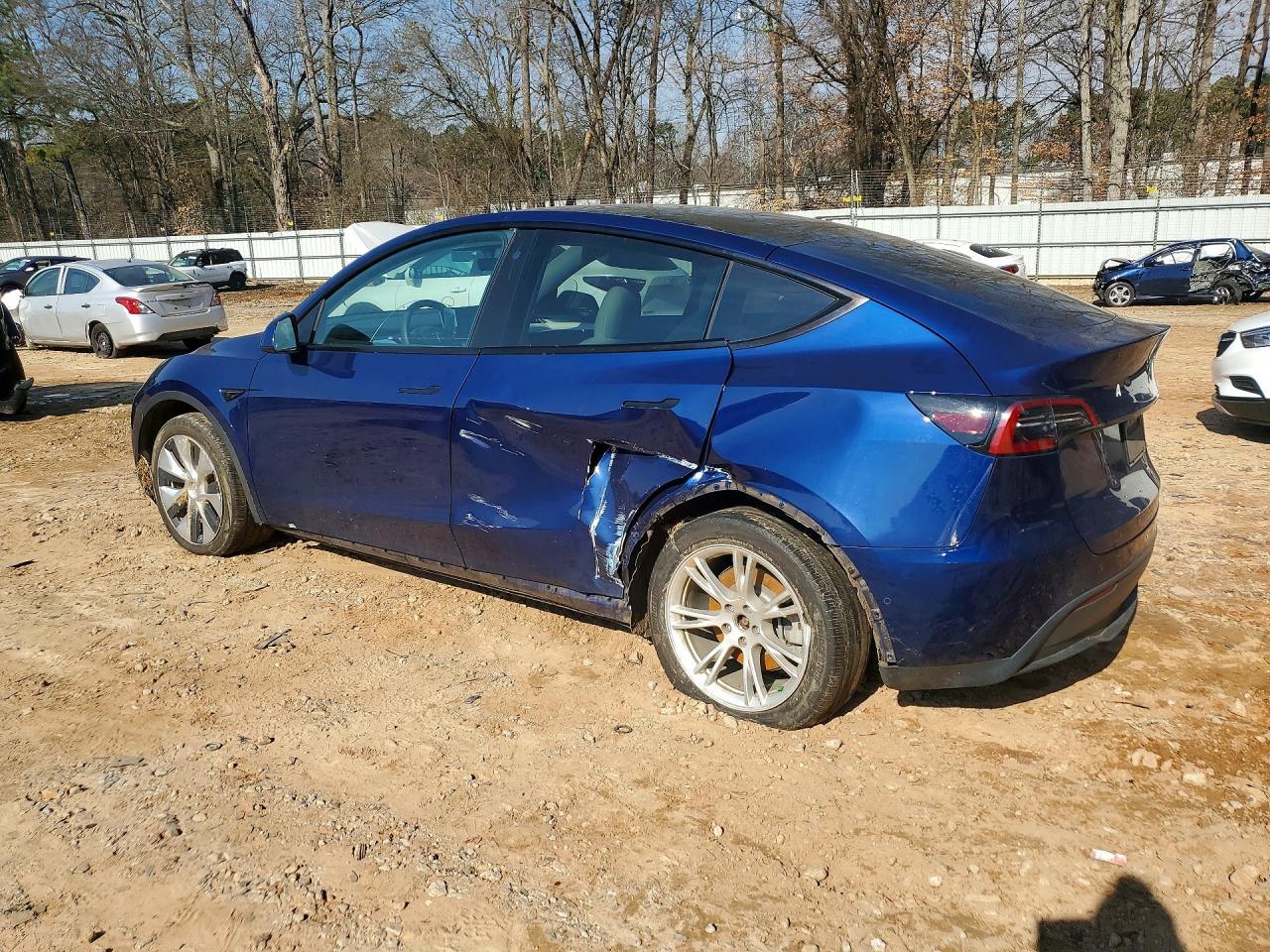 2022 Tesla Model Y - Фото 2