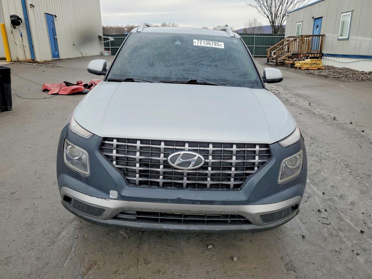 2020 Hyundai Venue Sel - Image 5