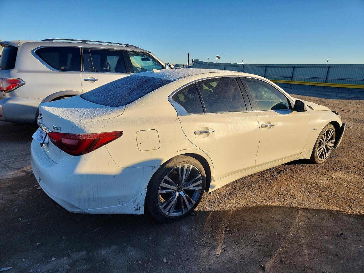 2018 Infiniti Q50 Luxe - Image 3