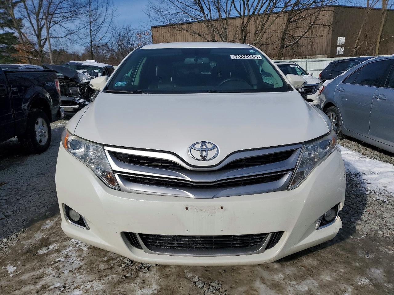2014 Toyota Venza Xle - Image 5