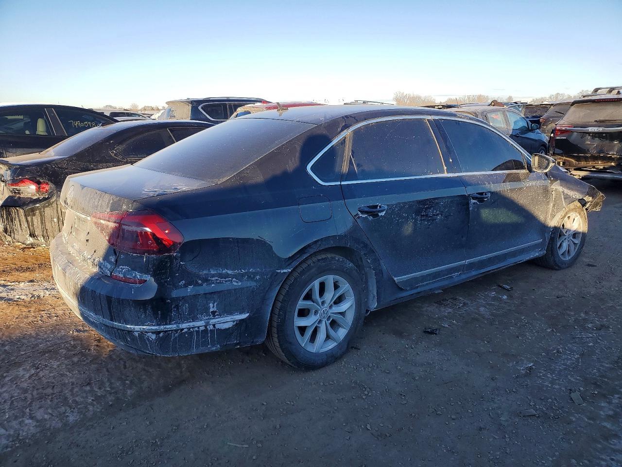 2017 Volk Passat S - Фото 3
