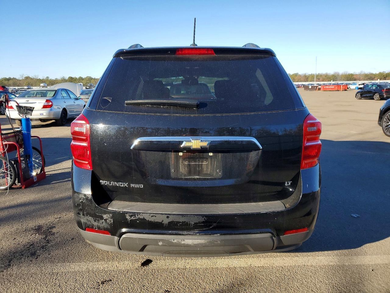 2017 Chevrolet Equinox Lt - Image 6
