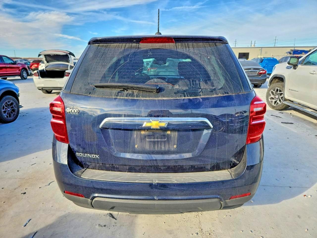 2017 Chevrolet Equinox Ls - Image 6
