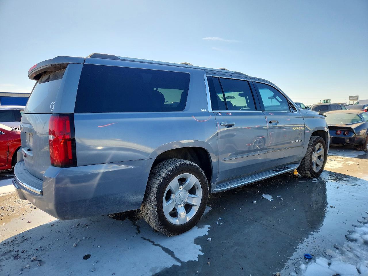 2015 Chevrolet Suburban K1500 Ltz - Фото 3