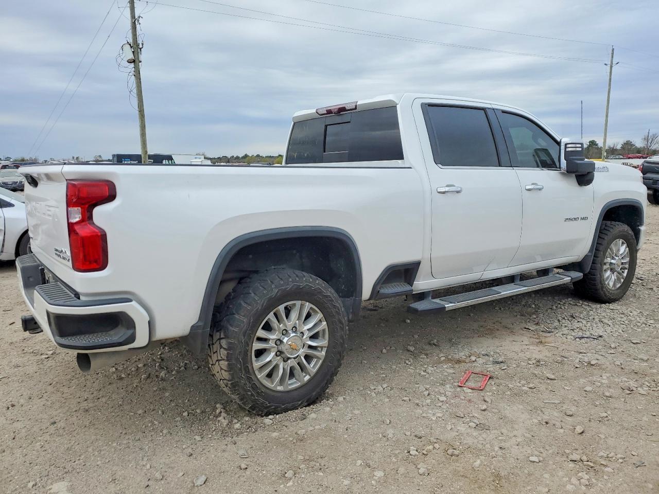 2021 Chevrolet Silverado K2500 High Country - Фото 3