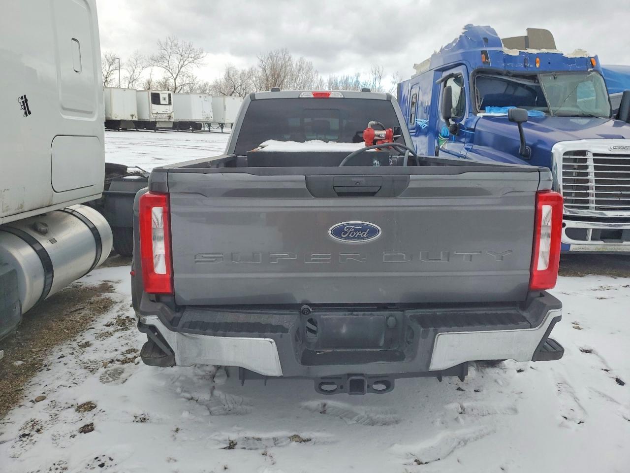 2024 Ford F350 Super - Semi Truck - Фото 6