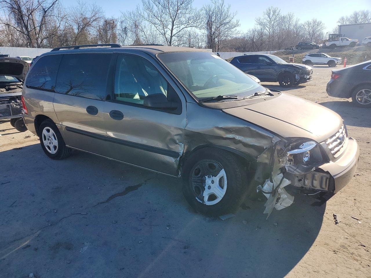 2005 Ford Freestar Se - Image 4