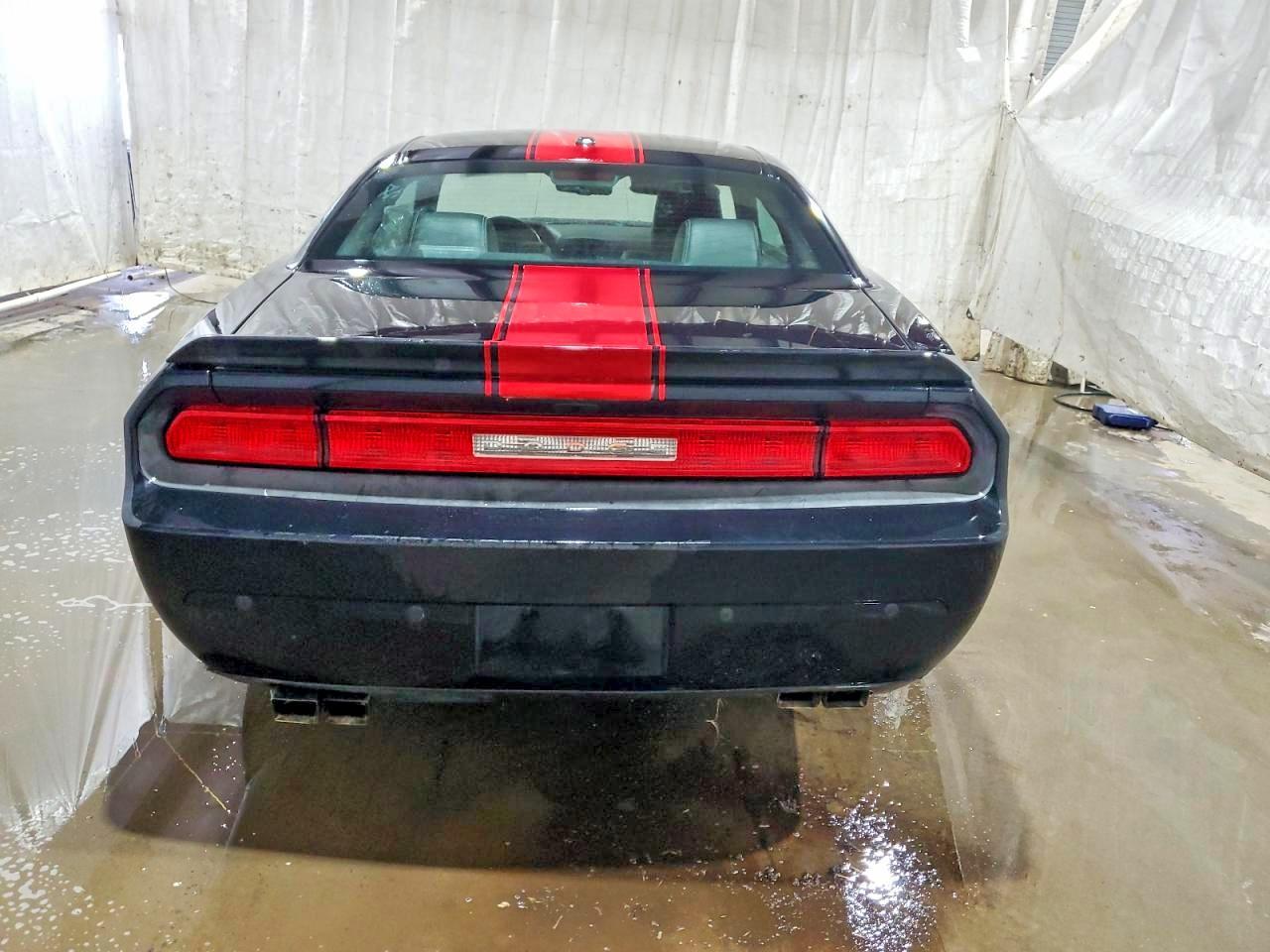 2014 Dodge Challenger Sxt - Image 6