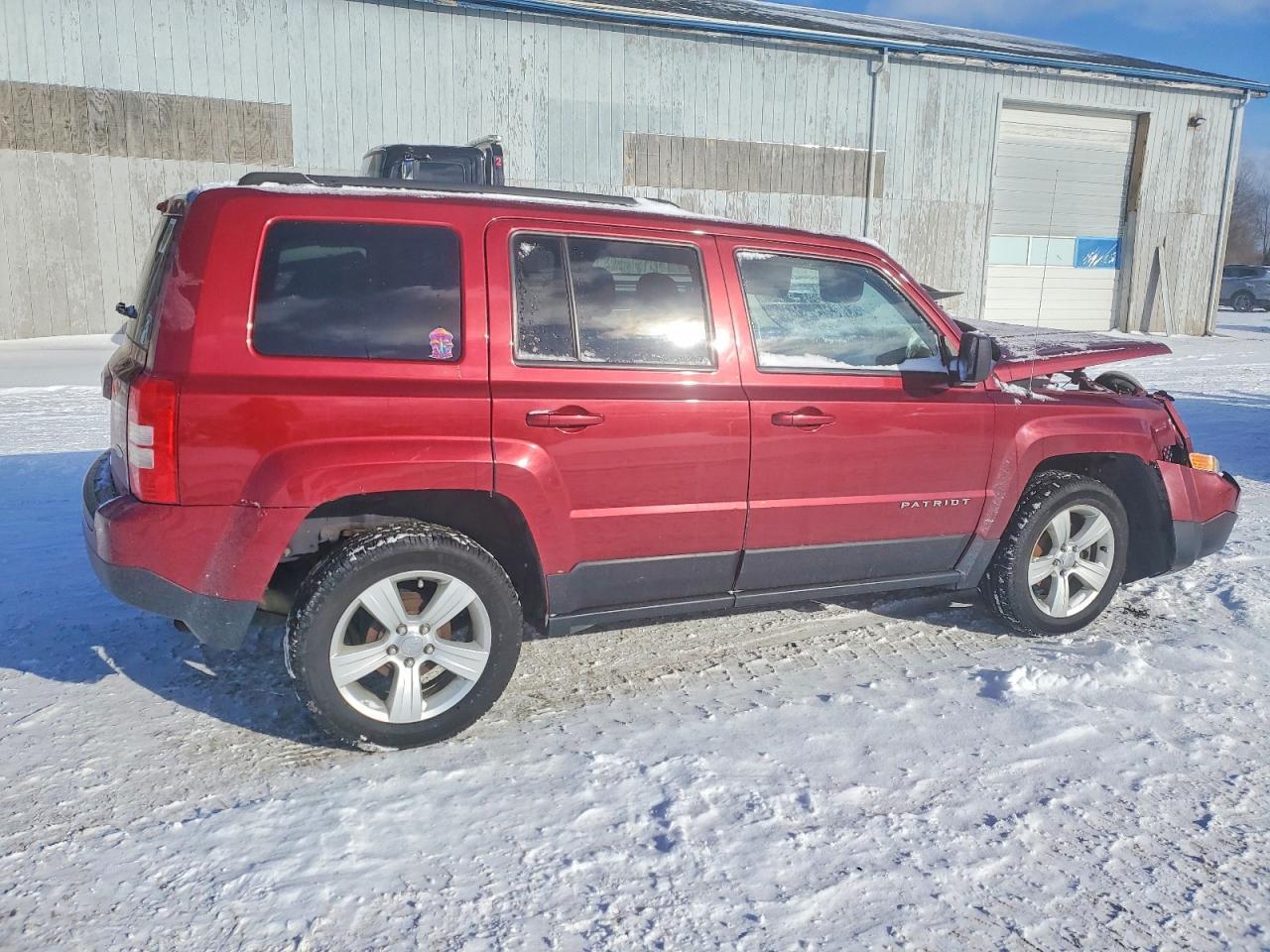 2013 Jeep Patriot Latitude - Фото 3