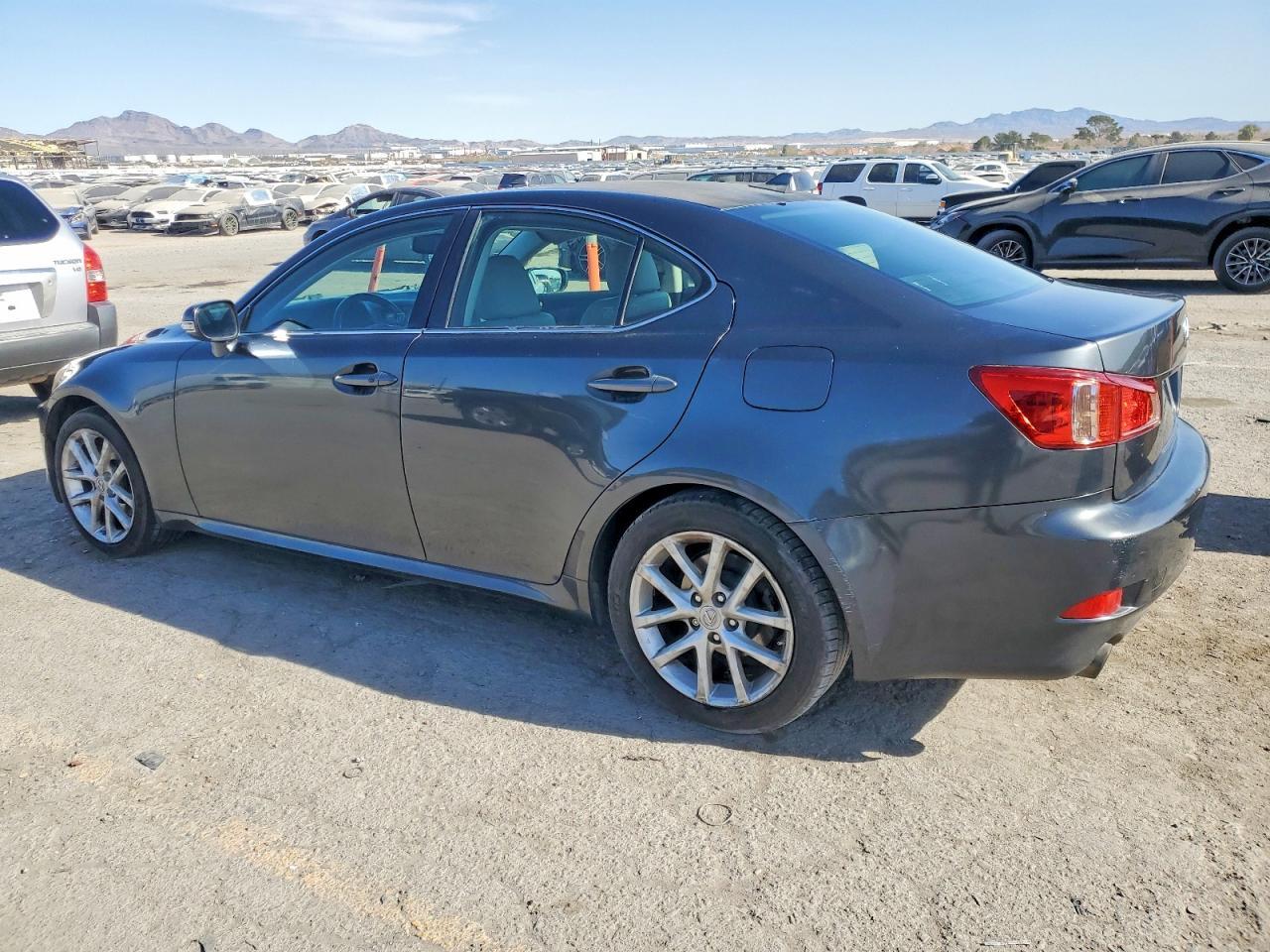 2011 Lexus Is 250 Base - Фото 2
