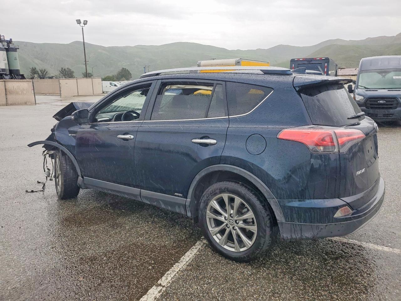 2018 Toyota Rav4 Hv Limited - Image 2