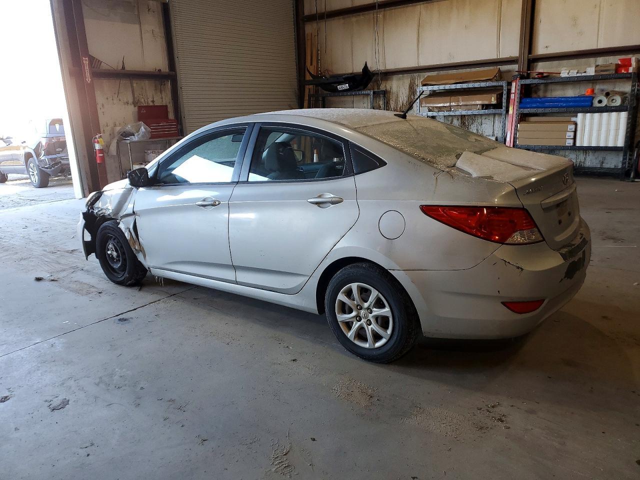 2014 Hyundai Accent Gls - Image 2