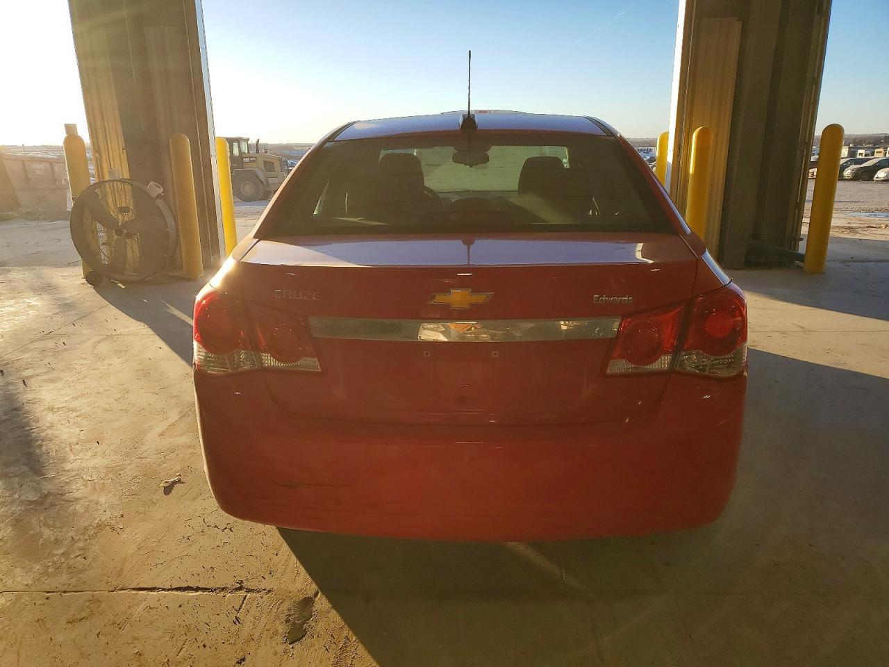2015 Chevrolet Cruze Ls - Фото 6