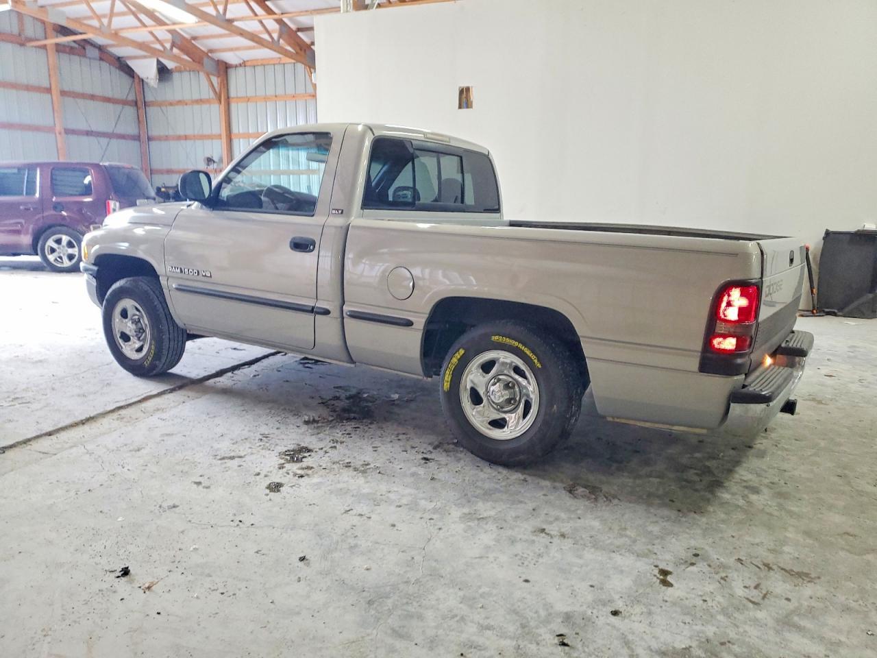1998 Dodge Ram 1500 - Фото 2