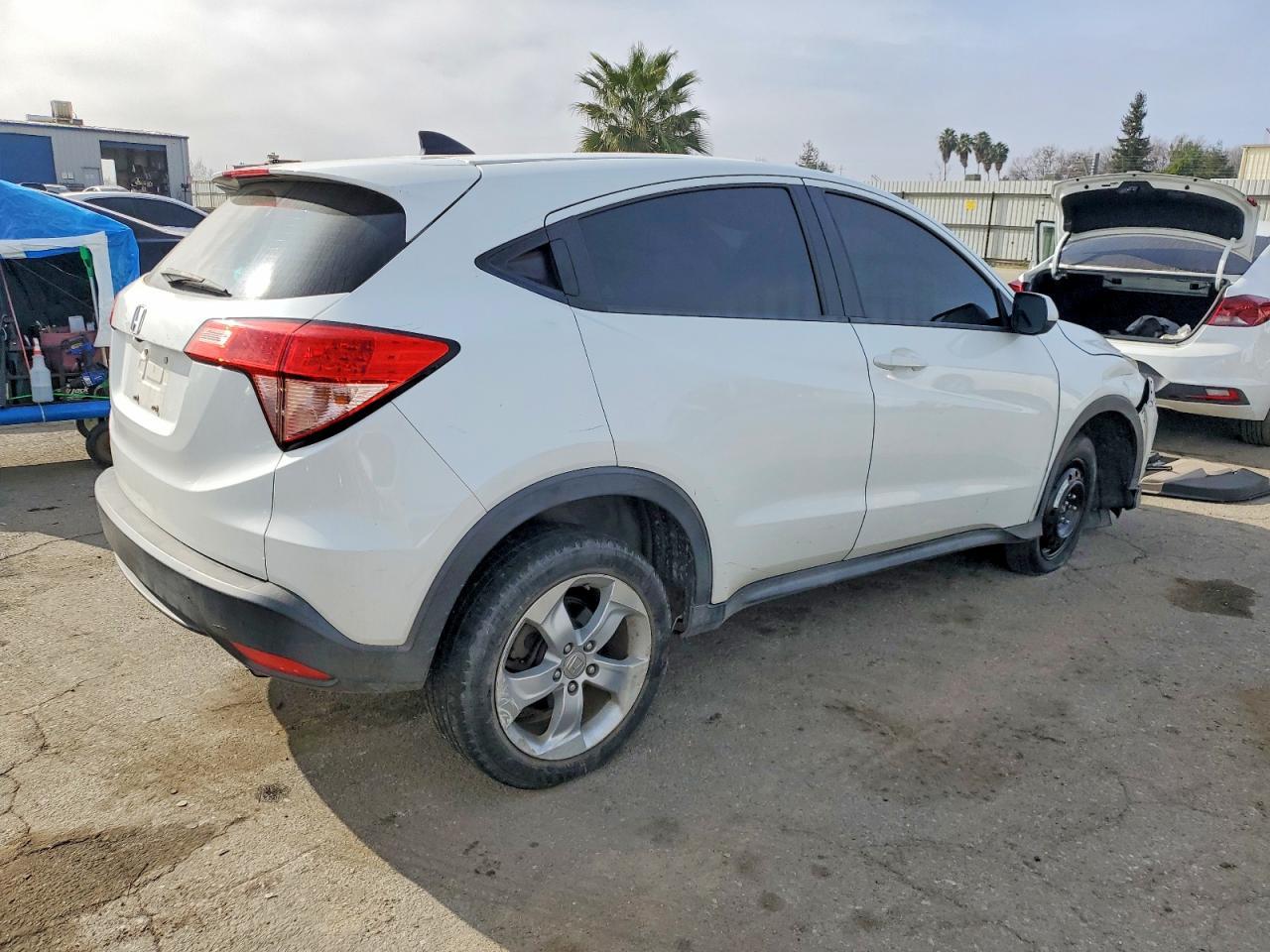 2016 Honda Hr-V Lx - Фото 3