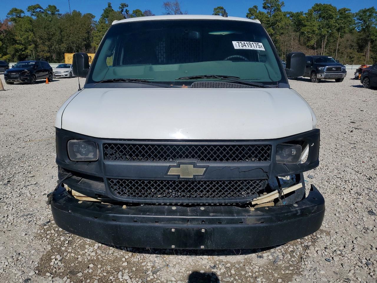 2017 Chev Express Cargo 2500 1 - Image 5