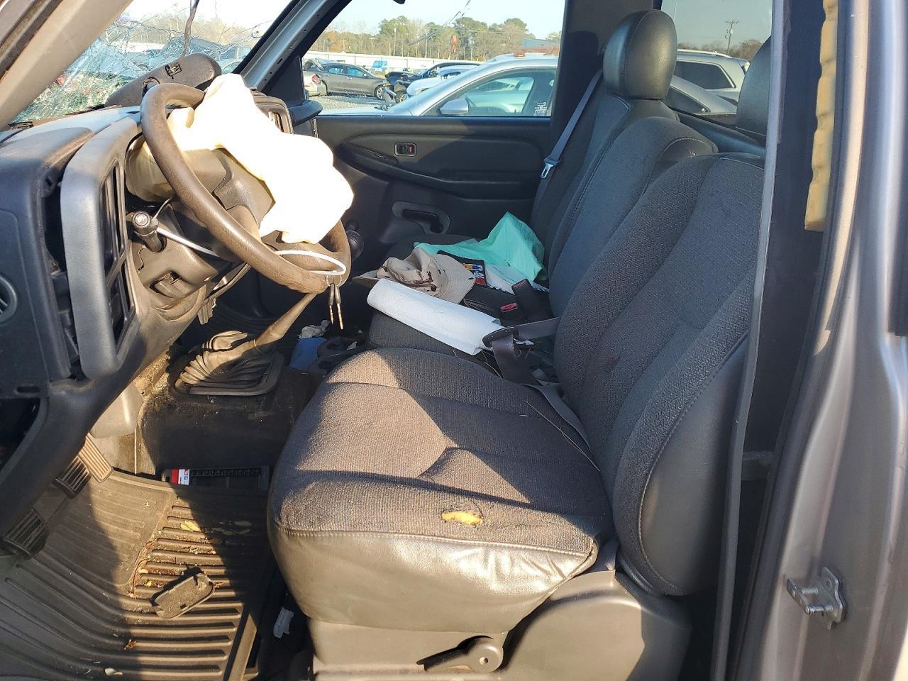 2004 Chevrolet Silverado C1500 - Фото 7