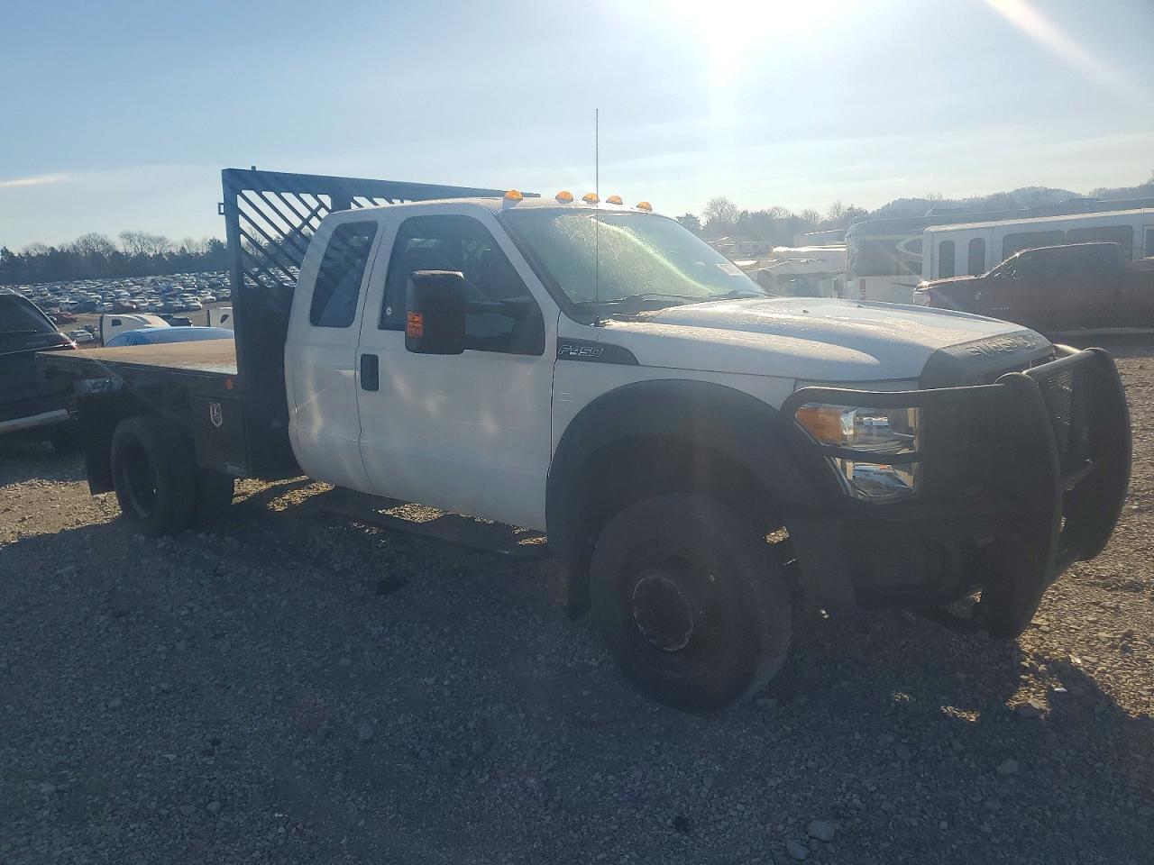 2015 Ford F450 Super - Фото 4