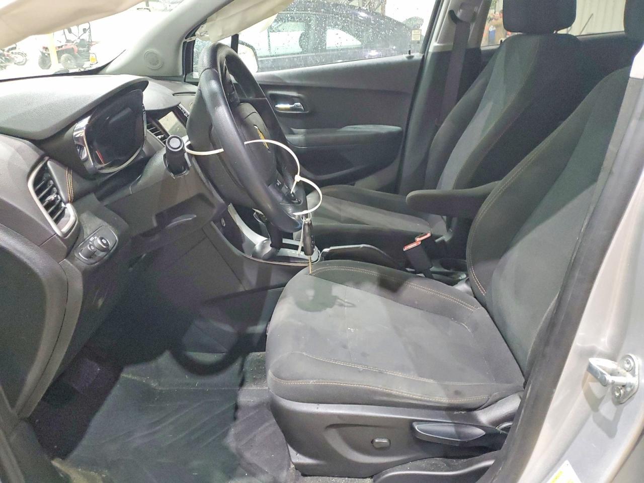 2019 Chevrolet Trax Ls - Image 7