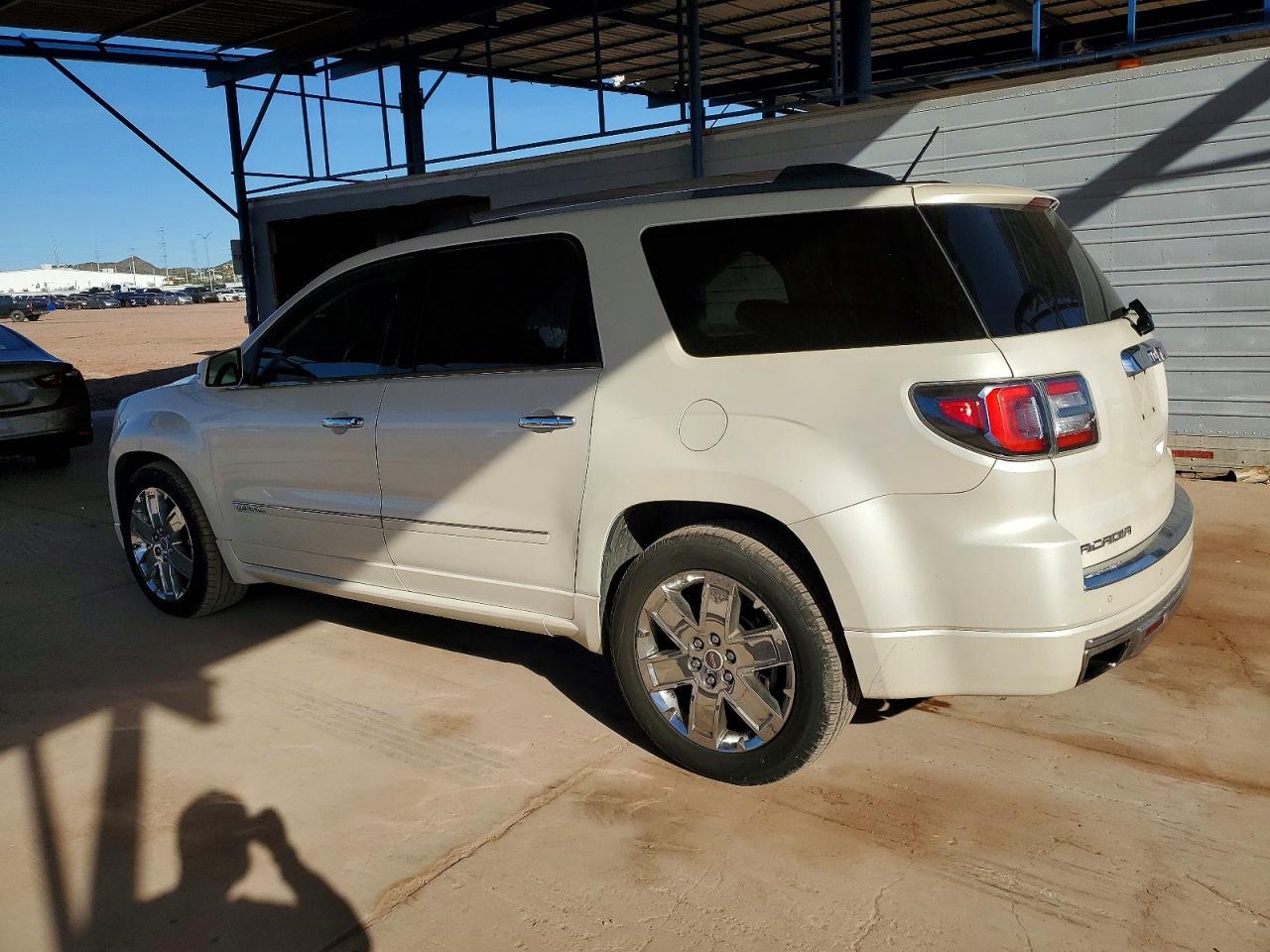 2013 GMC Acadia Denali - Фото 2